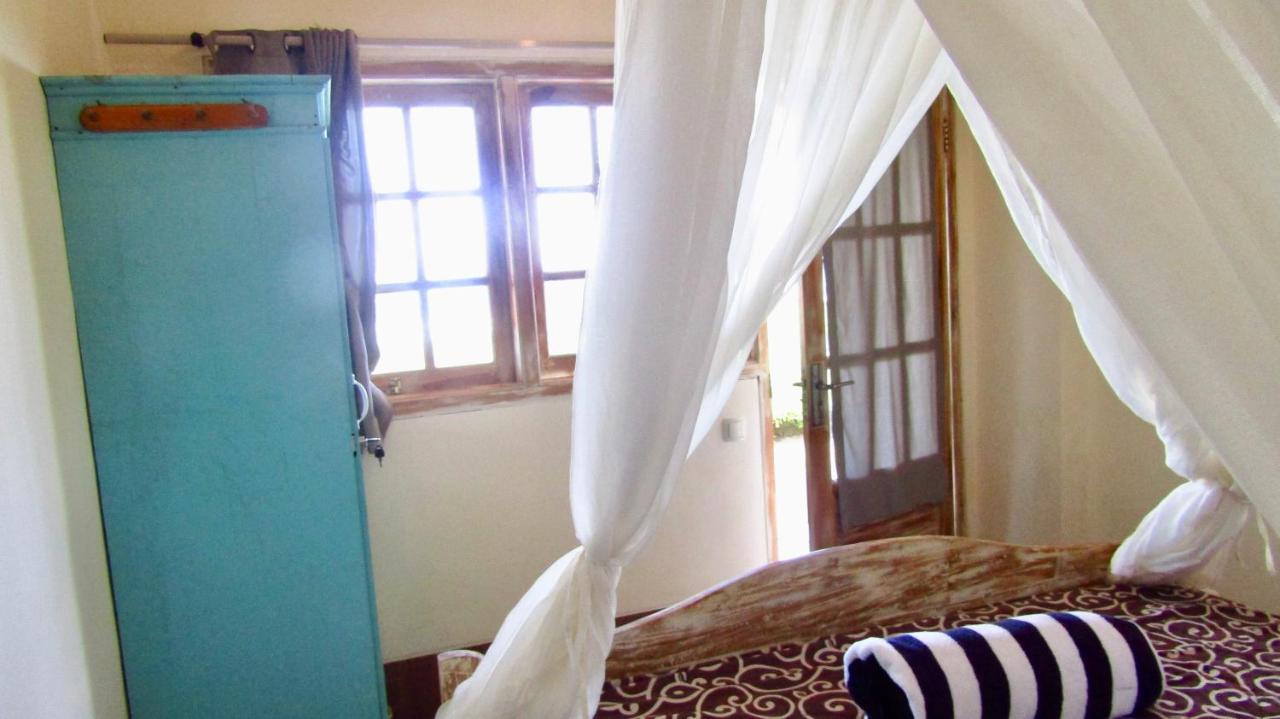 Dikaloha Surfschool And Stay Airsatang Ngoại thất bức ảnh