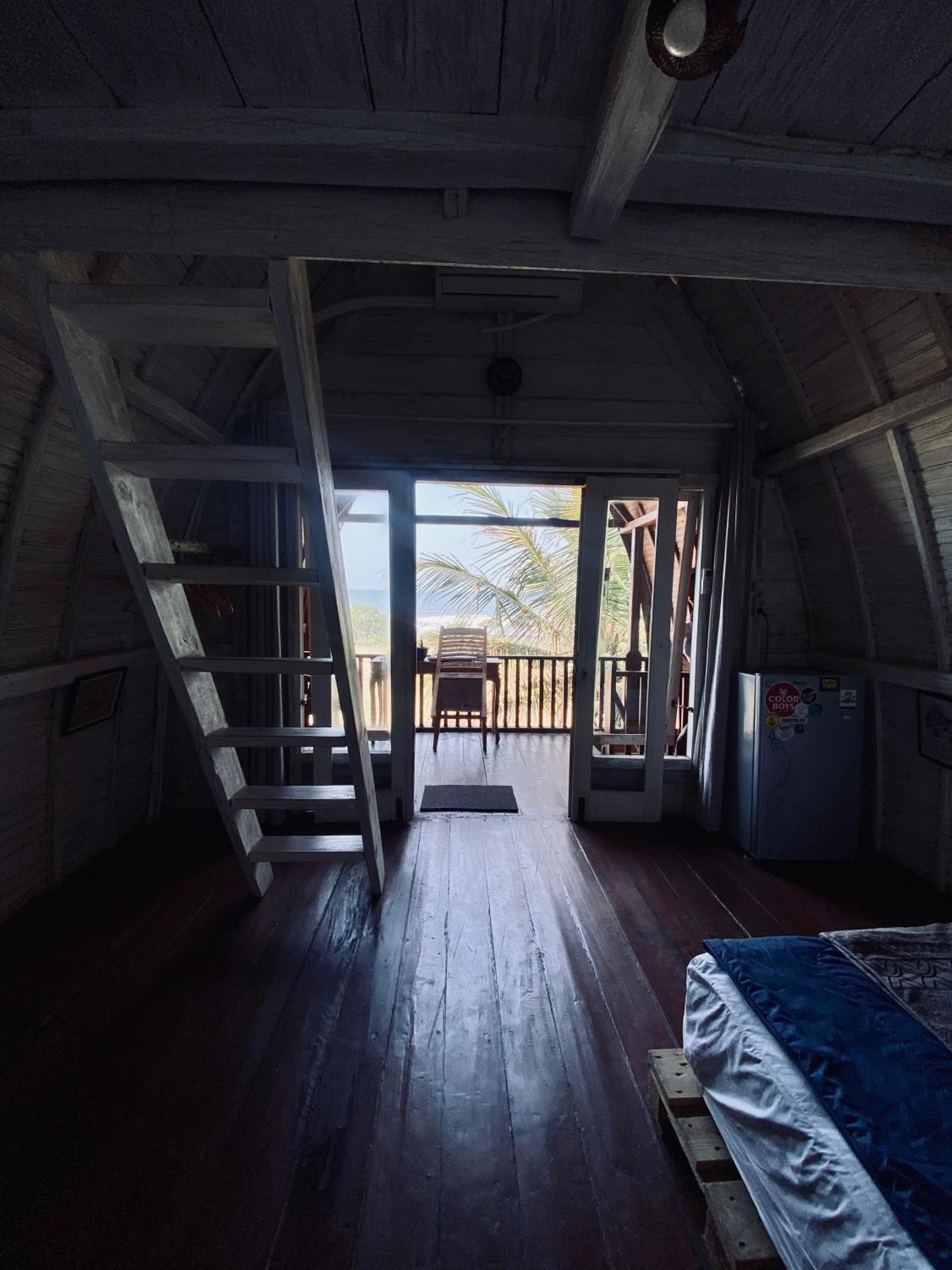 Dikaloha Surfschool And Stay Airsatang Ngoại thất bức ảnh